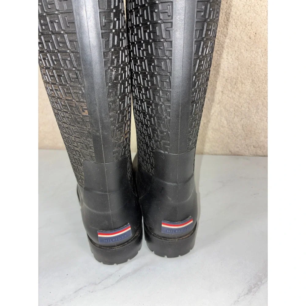 Tommy Hilfiger Black Rain Boots - 10 - Monogram Logo Lug Sole #Preppy #RainyDay